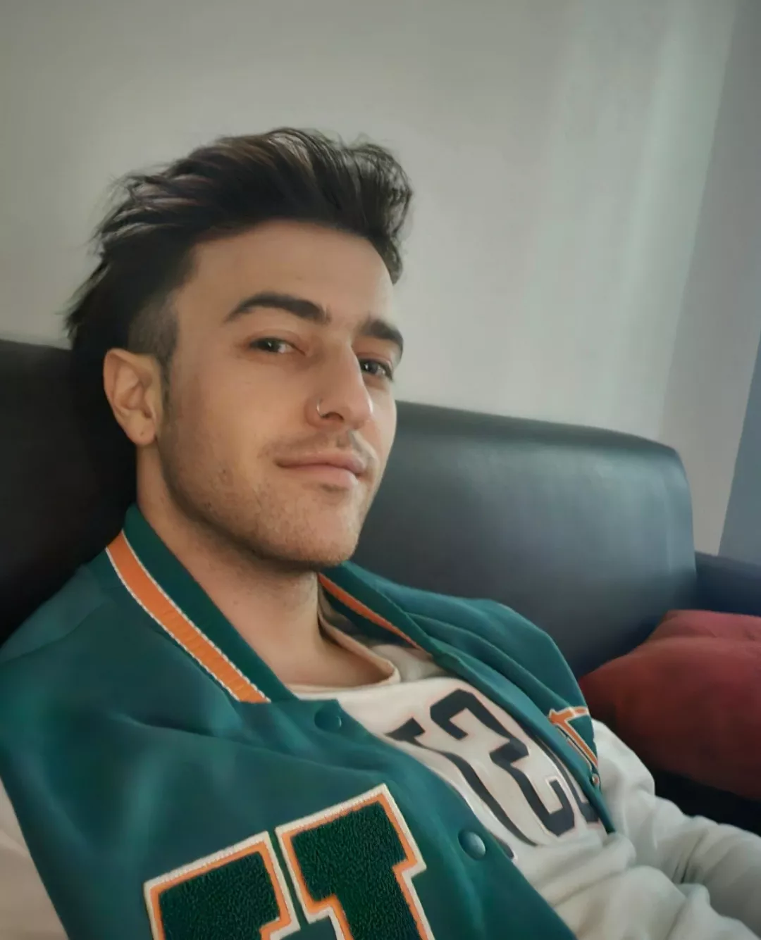 Happy Friday 😍 posted by Powerful_Maybe_9304