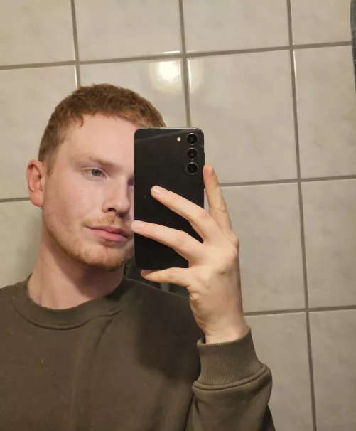 Hello everyone hope a non sexual pic is welcome here lol by YourVeryOwnGingerBoi