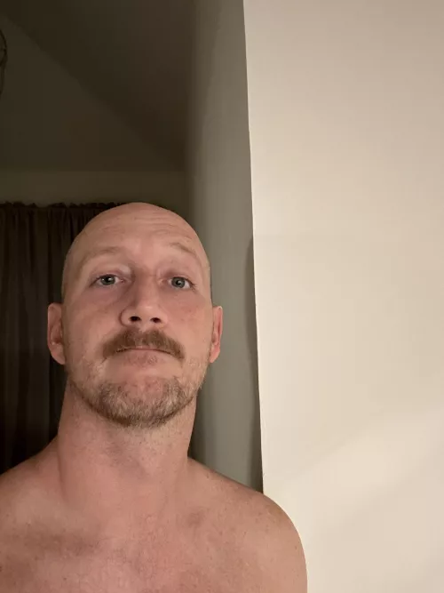 Hey guys, finally it’s Friday! by redstefano