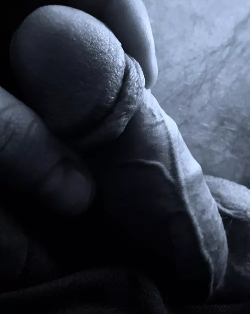 Pulsing veins beneath the softest skin by redalt01