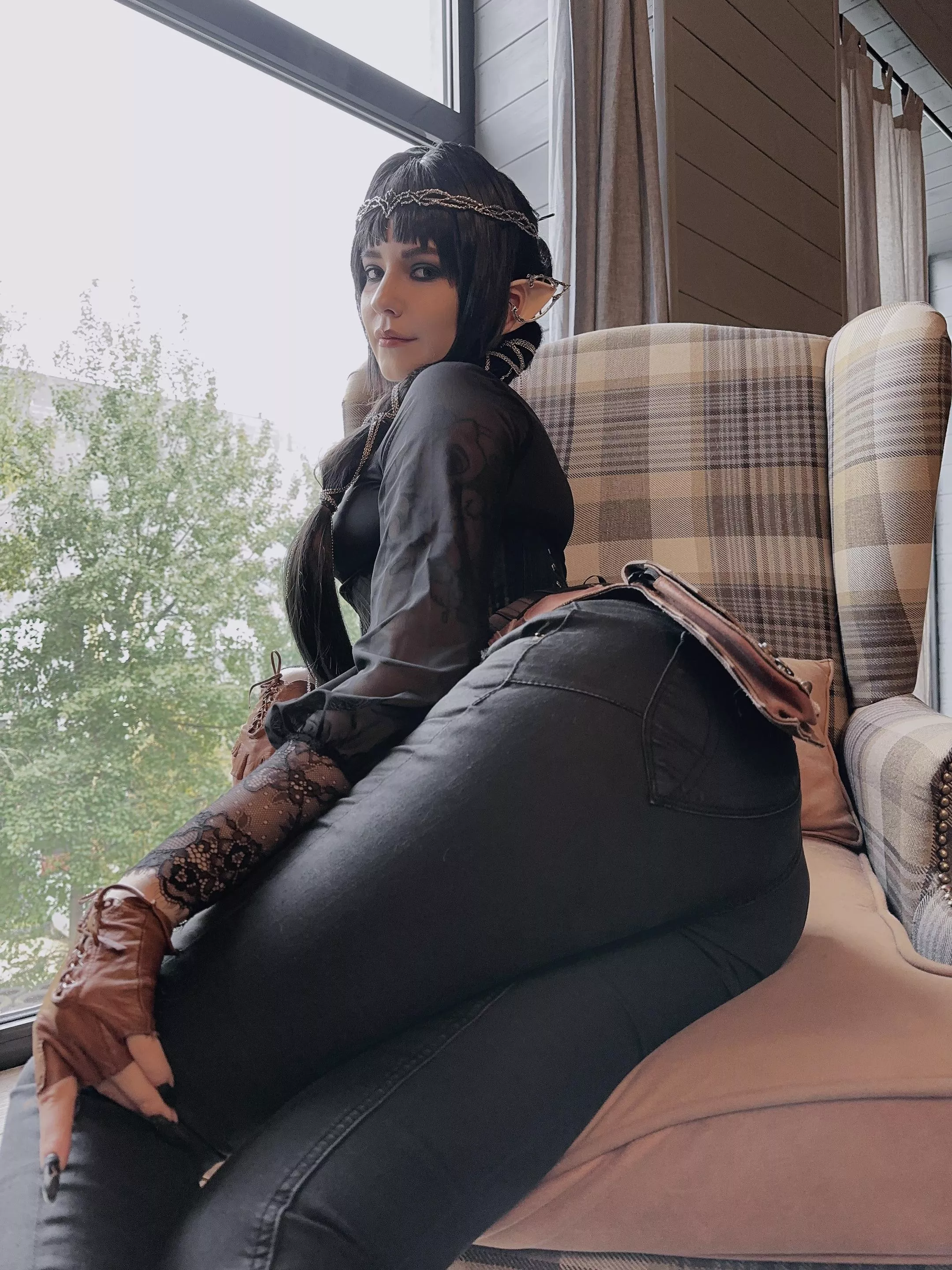 Shadowheart from Baldur’s Gate3 cosplay by BakaFuwa posted by BakaFuwa