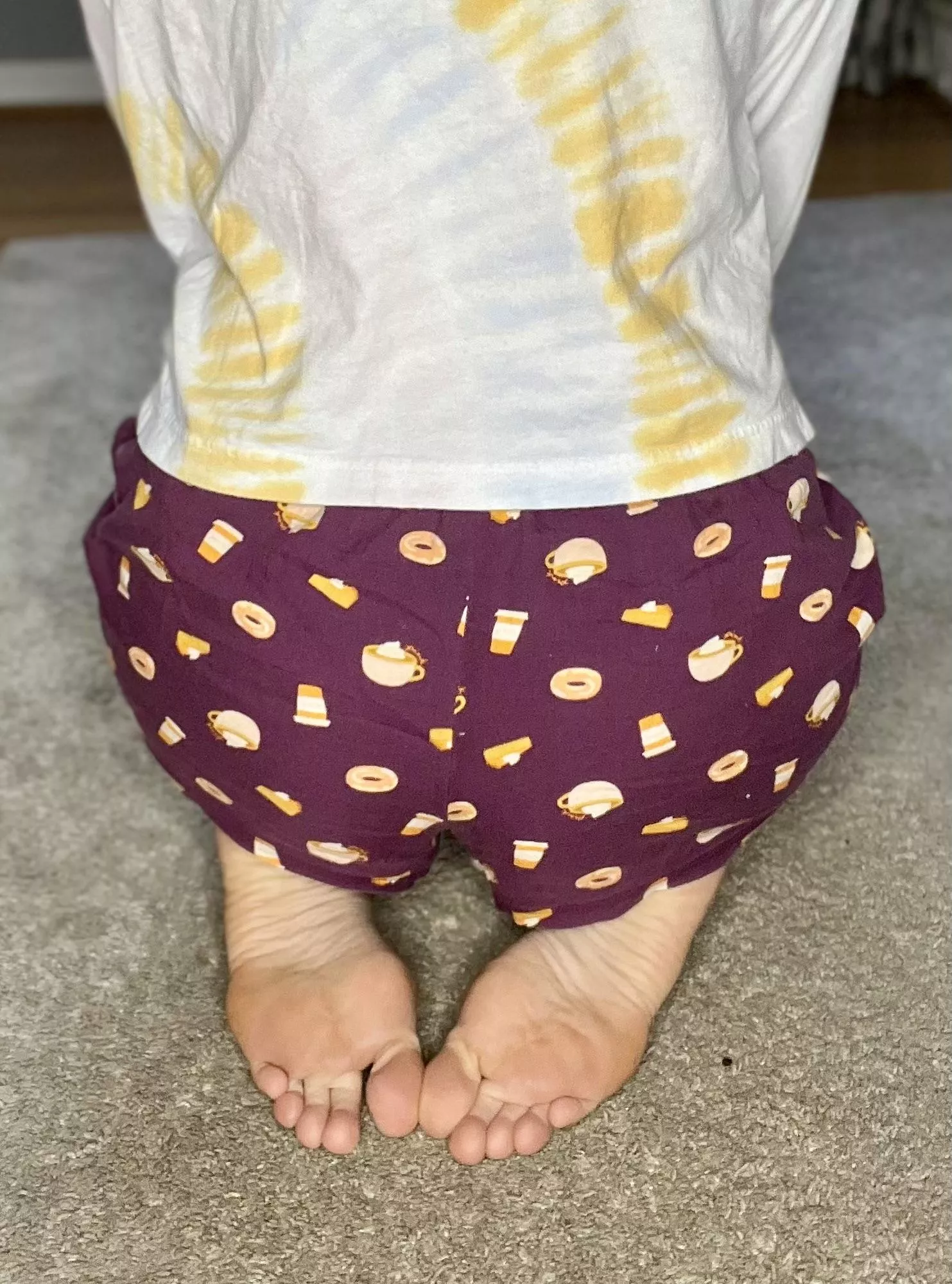 Toe To Toe posted by Lotusgirl00