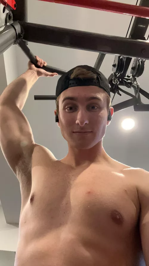 Who wants me to suck his cock? by Thegodfatherpartr