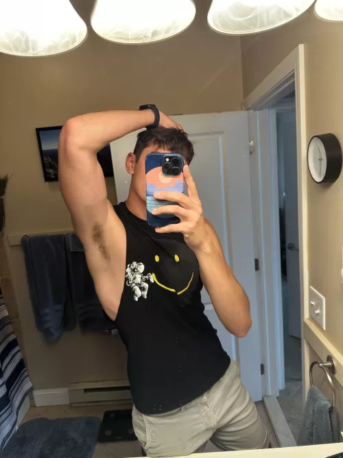 Who’s gonna bury their face after I get back from the gym? by pilotboixxx