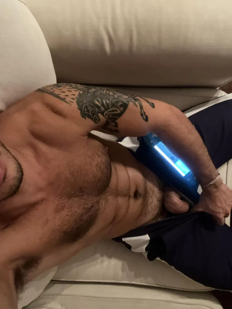 You can pull it out and suck it while I game by Hardcocks22
