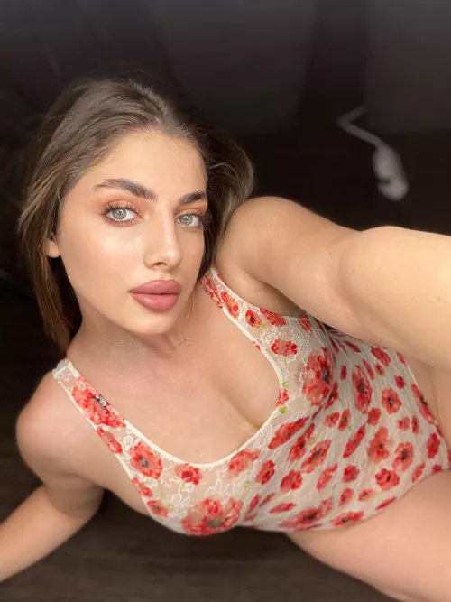 Does this bikini look sexy on me? by ogulinuun