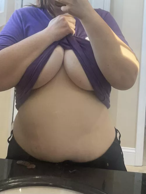 Feeling myself this morning! 😘 by InformationOk5096