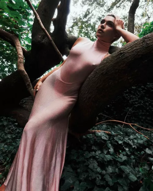 Florence Pugh by anonanon8989