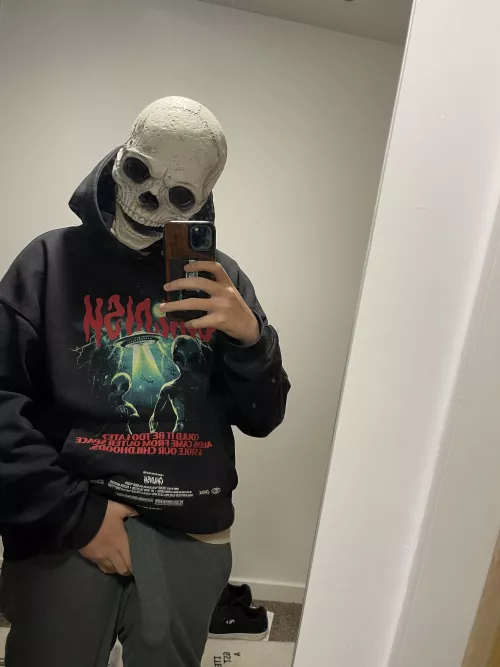 Happy Halloween, enjoy my bone-r by finding-milfs