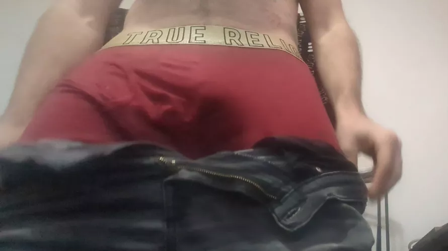 High af bulgin' by Slippymane