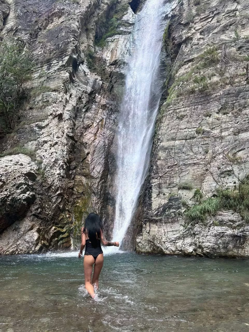 I prefer older men, but I always wonder what they think of a 18 yrs old latina like me? posted by NLHsmw