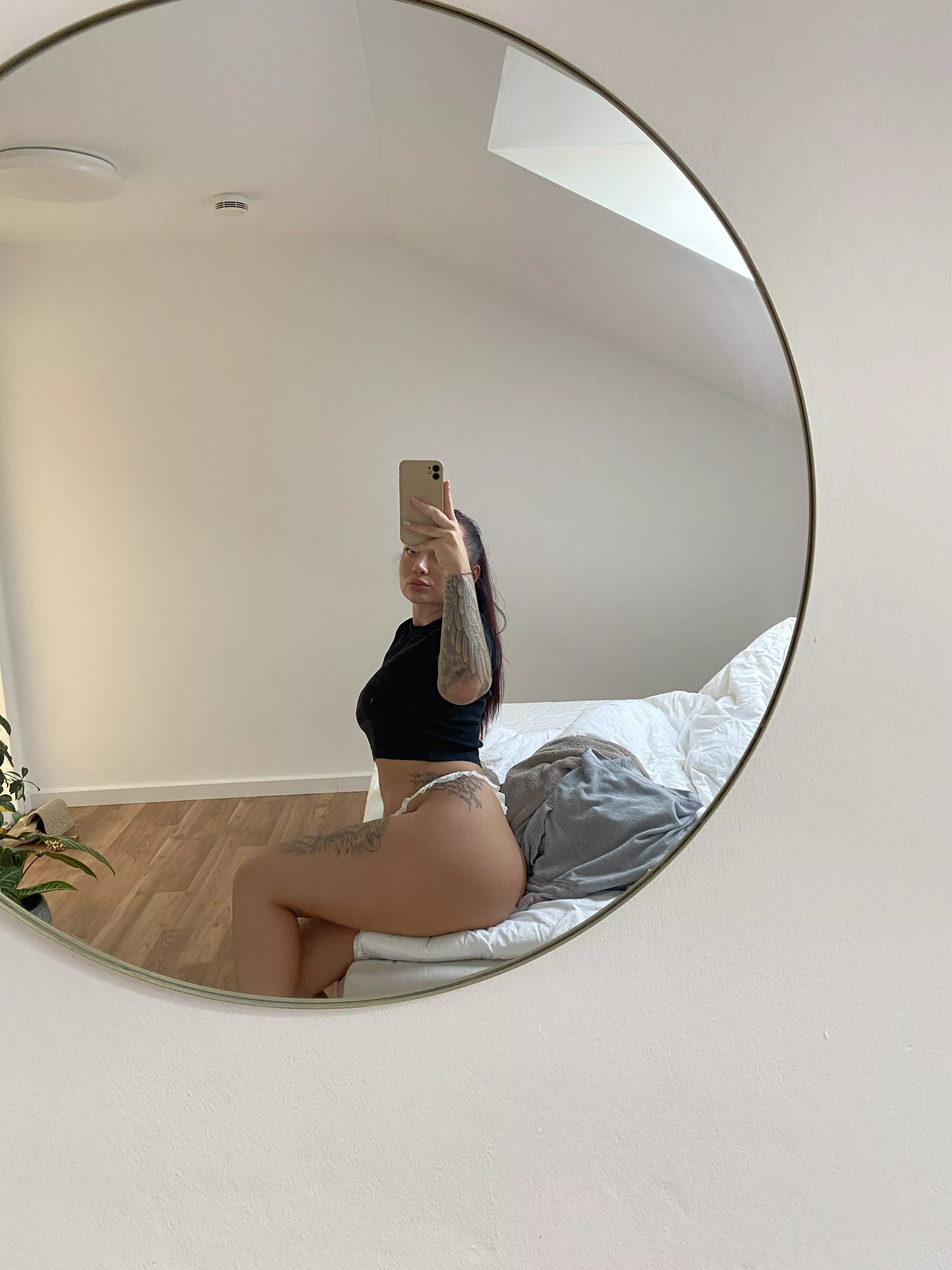 If you allowed me to be your girlfriend, I would send you this every day posted by ollyelche