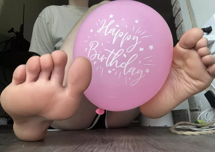 It’s my birthday 🎉 by selenasnow00