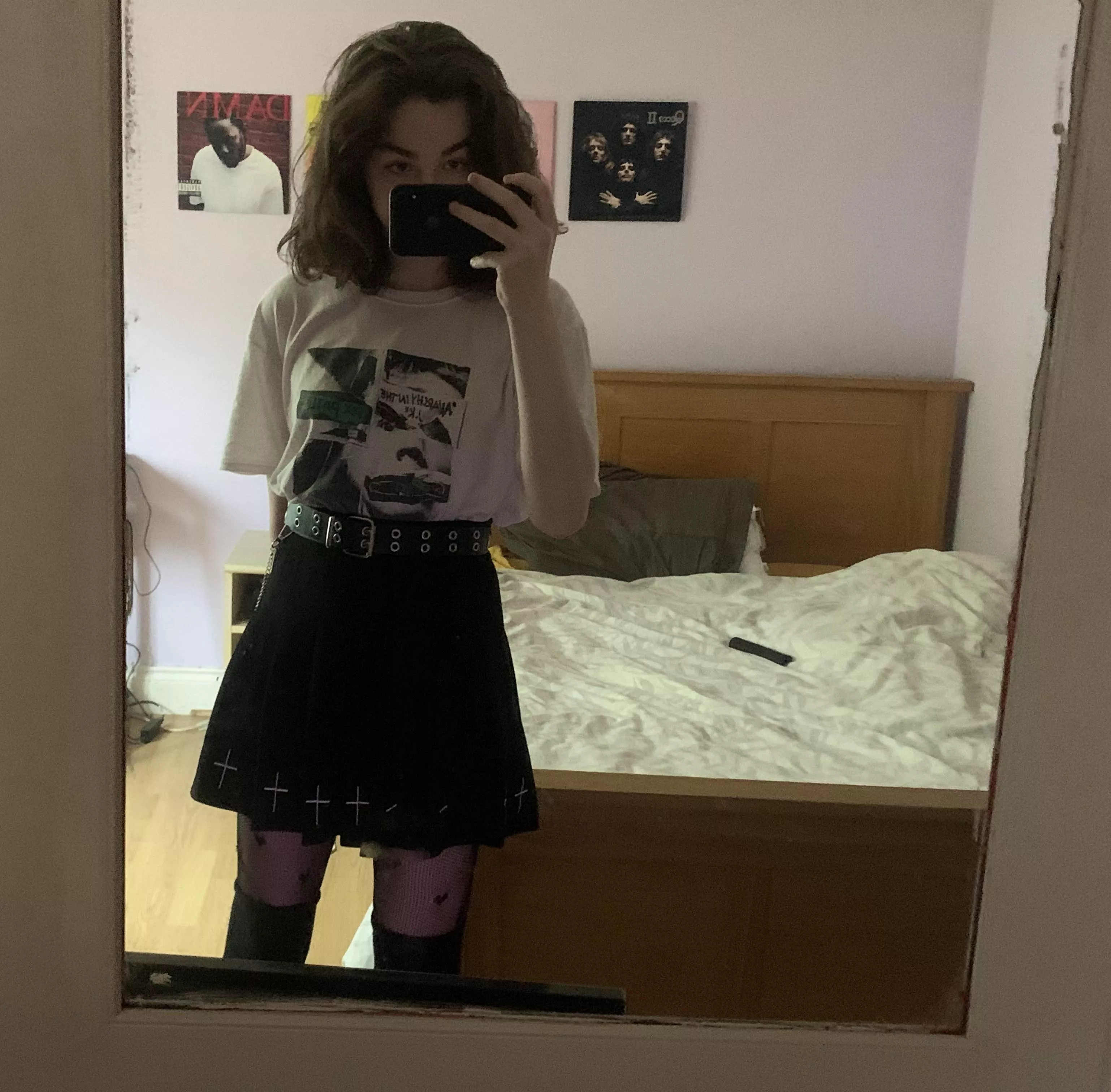 uwu~🖤 posted by coolforcatzz