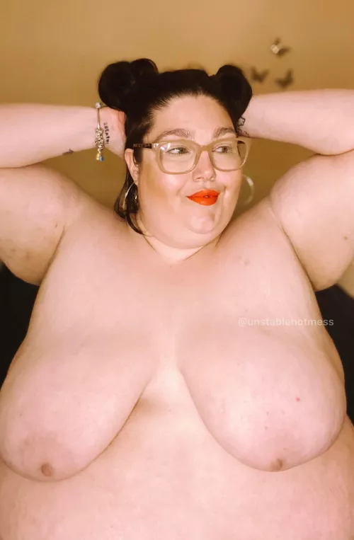 Would you date me? by unstablehotmess