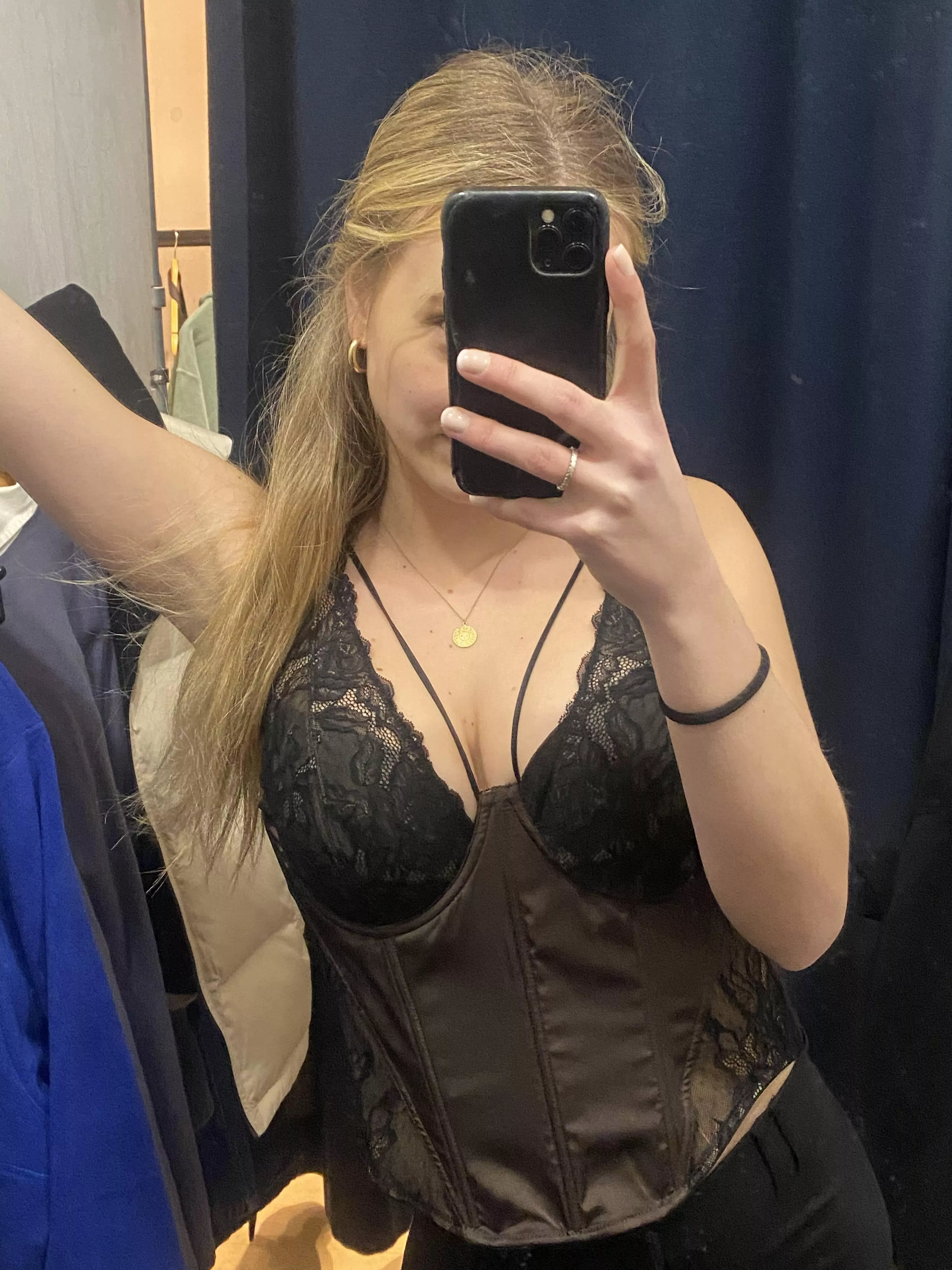 Would you fuck an 18yr old girl like me? posted by dailyAssert609