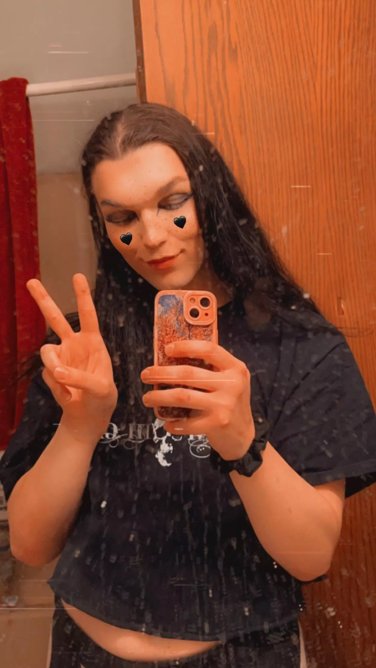 Friendly reminder to be extra sweet to ur local goth girls this halloween :3 posted by FwumpusLumpus