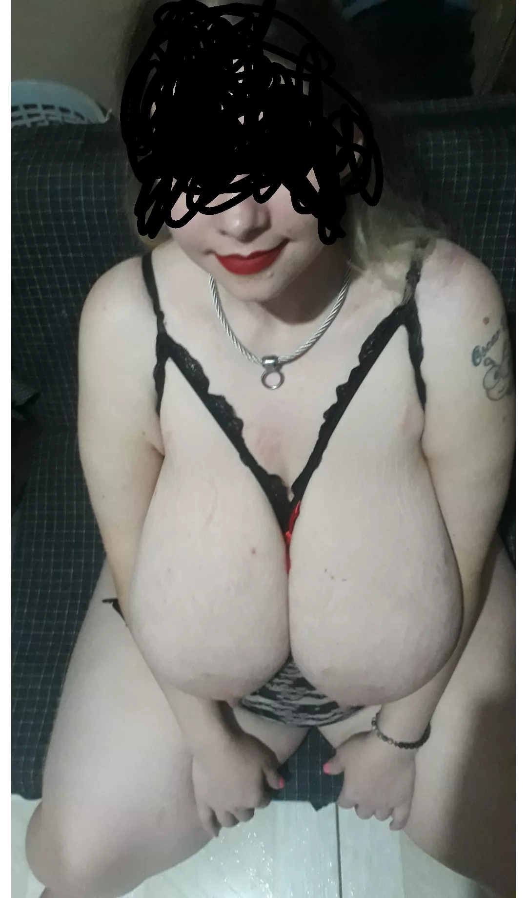 Happy Sunday (or Is It Monday Now?) posted by EmilySlaves