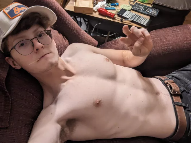 hiiii just watched my favorite team lose smh by boyslut83