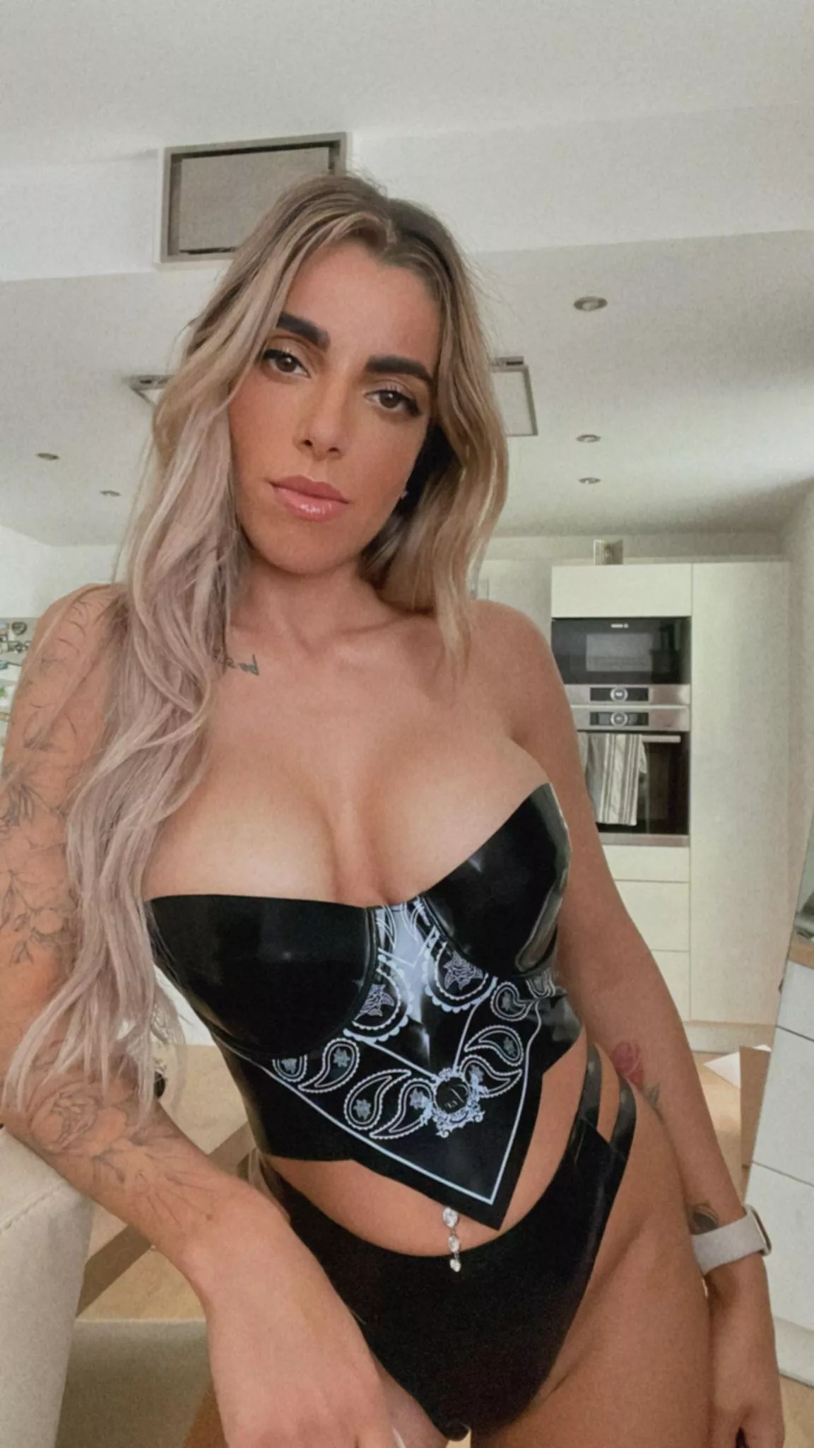 I give orders, you follow posted by CoolWhippi