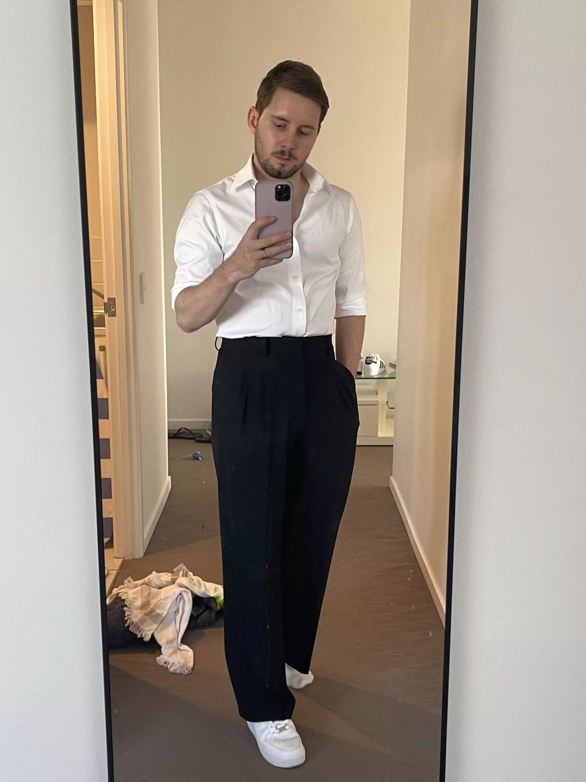 I need some new friends! So hit me up 😩 Aussie boy here xx posted by International_Hat991