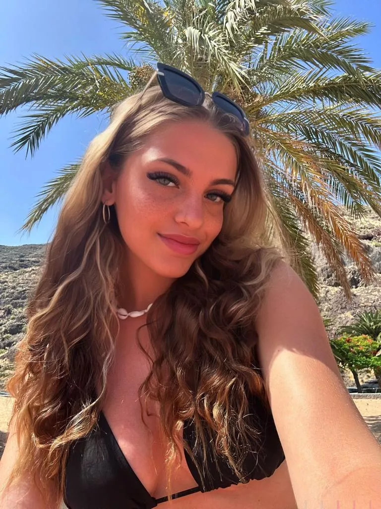 Im 18 don't worry🤭 posted by ItsJasminnx