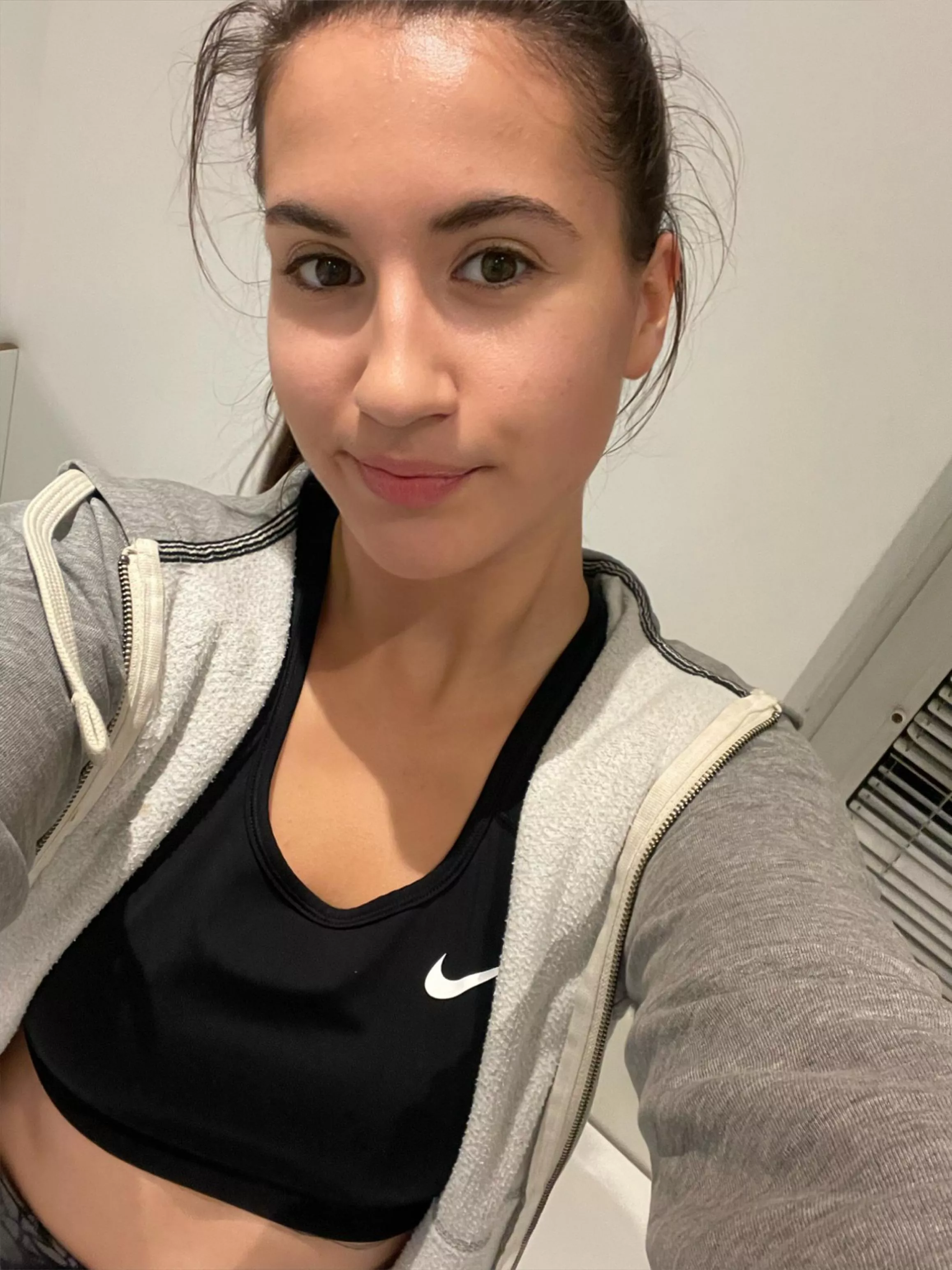 [IUTR] posted by sweetlikehannah