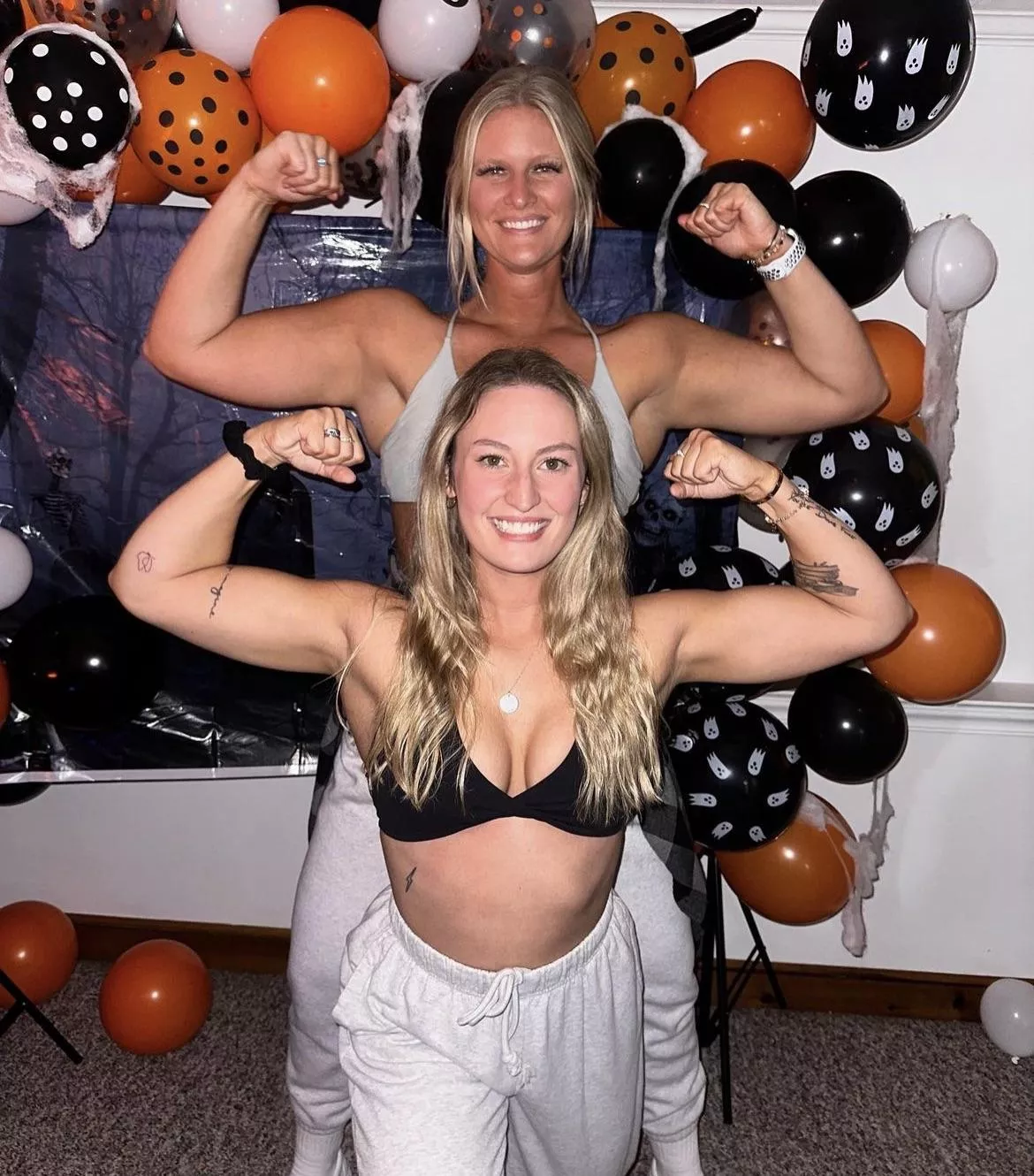 Muscle Mommies (Top or bottom) posted by Unlikely-Speed1349