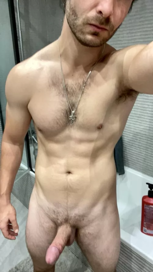 Need a Halloween partner to rock this party? by paradescarg