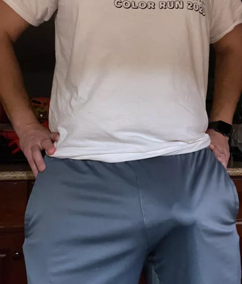 Poking thru by thcknhppy