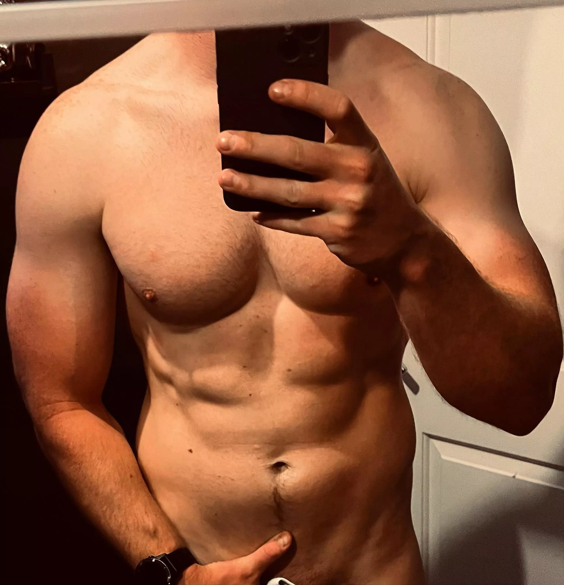 Rate (m)e, age 33 posted by Training-Salary4973