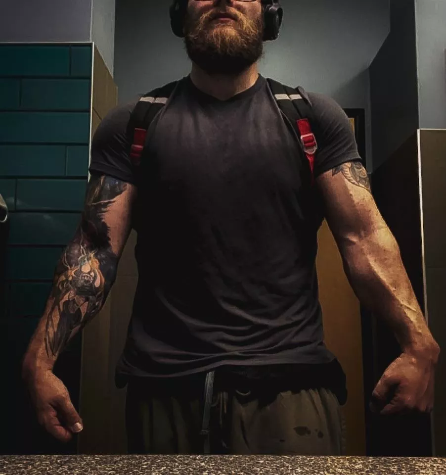 Really wish my tattoos didn’t hide my veins posted by Impossible-Bit-1233