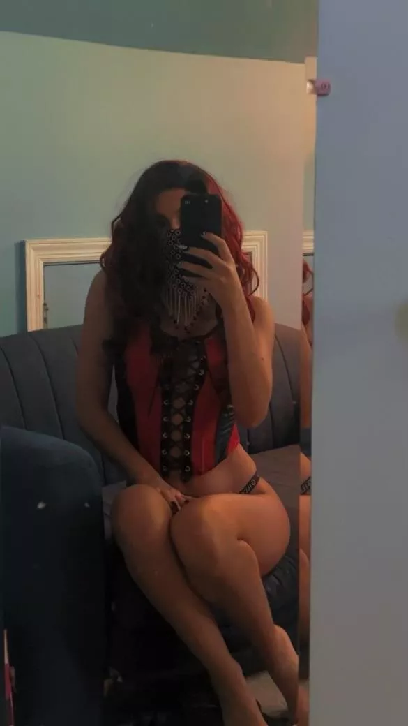 Red hot 🥵 🔥 posted by DominateTrixx