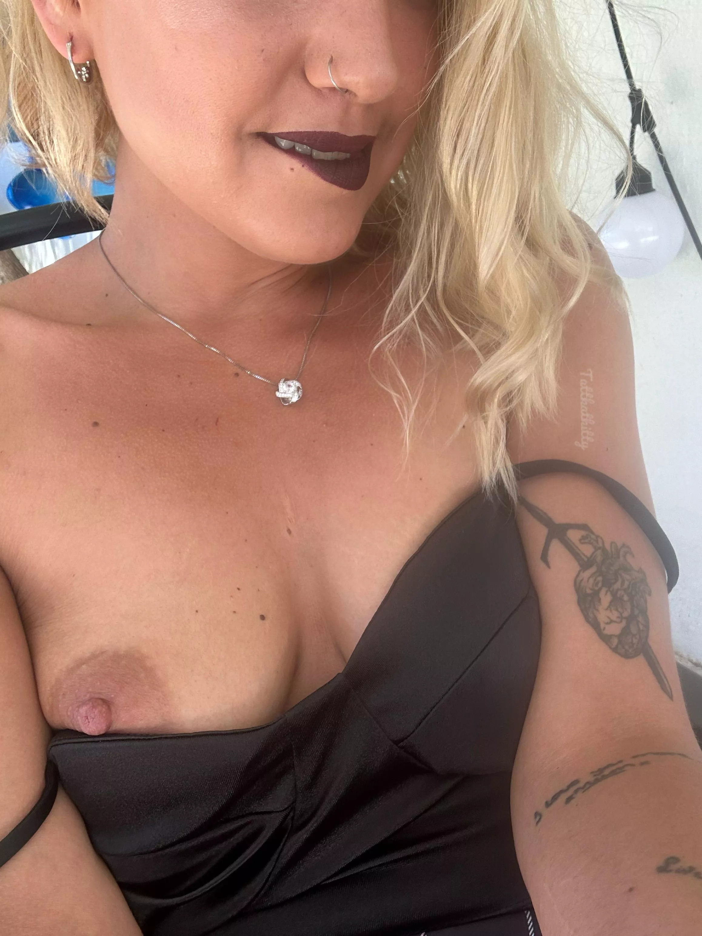 Take it off me 😈 posted by tattkatkitty