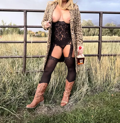 “They fucked with the wrong bull, daddy.” {F}37 by Crossfit-Hotwife