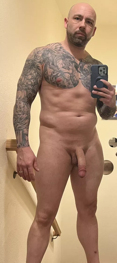 Who wants to get me hard? by [deleted]