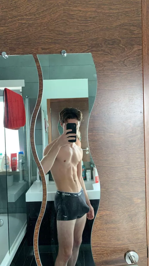 [27] Need a bro to come take these off by john_mary96