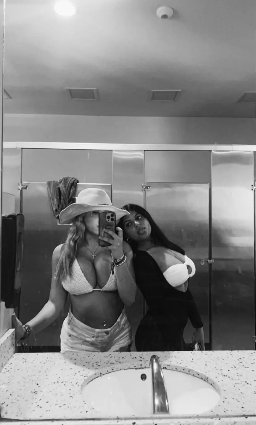 Double Trouble posted by itsyaboiganggang