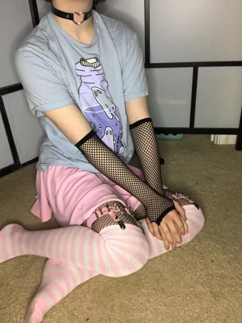 Floor :3 by CutieZander