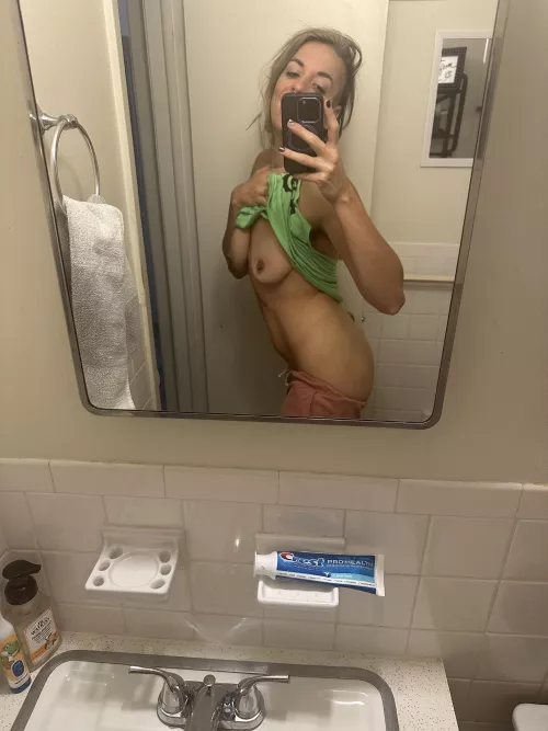 Good morning babes! by thefruitsof_eve