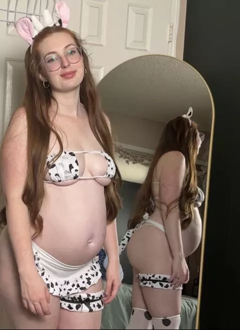 Happy Halloween!! my bump looks so huge in the mirror posted by CreativeHazel