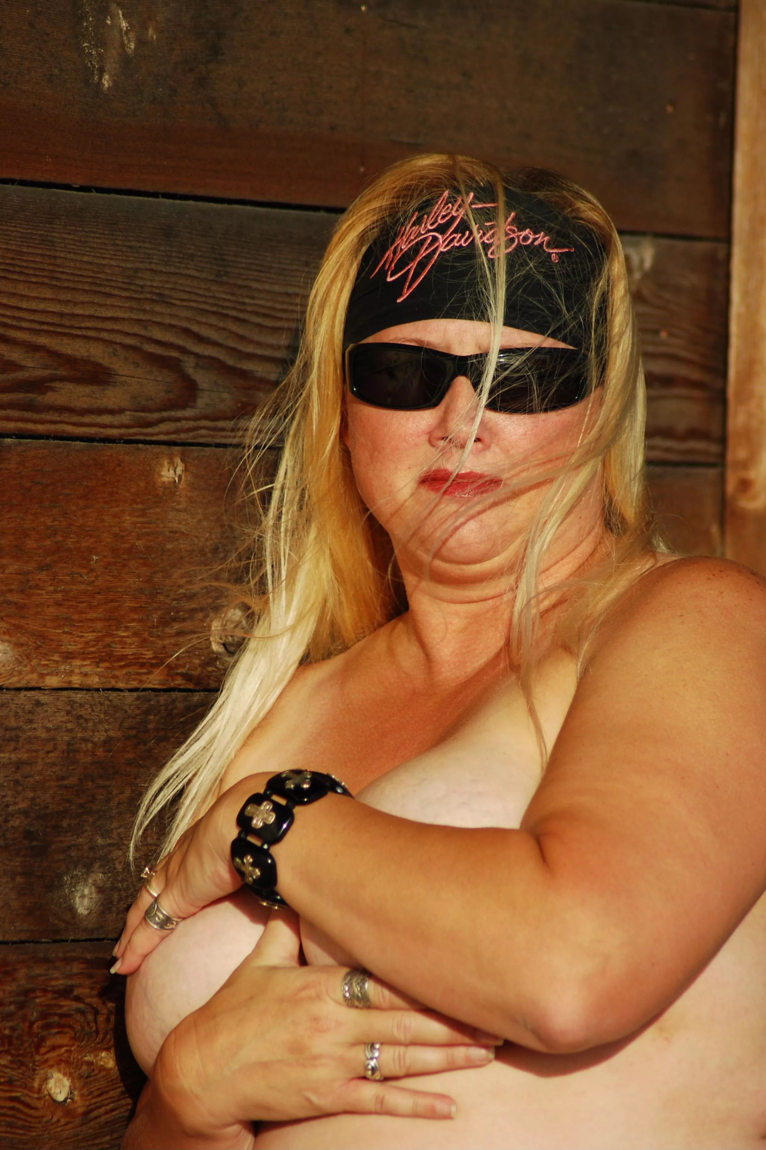 Happy Tuesday posted by kitty_feral