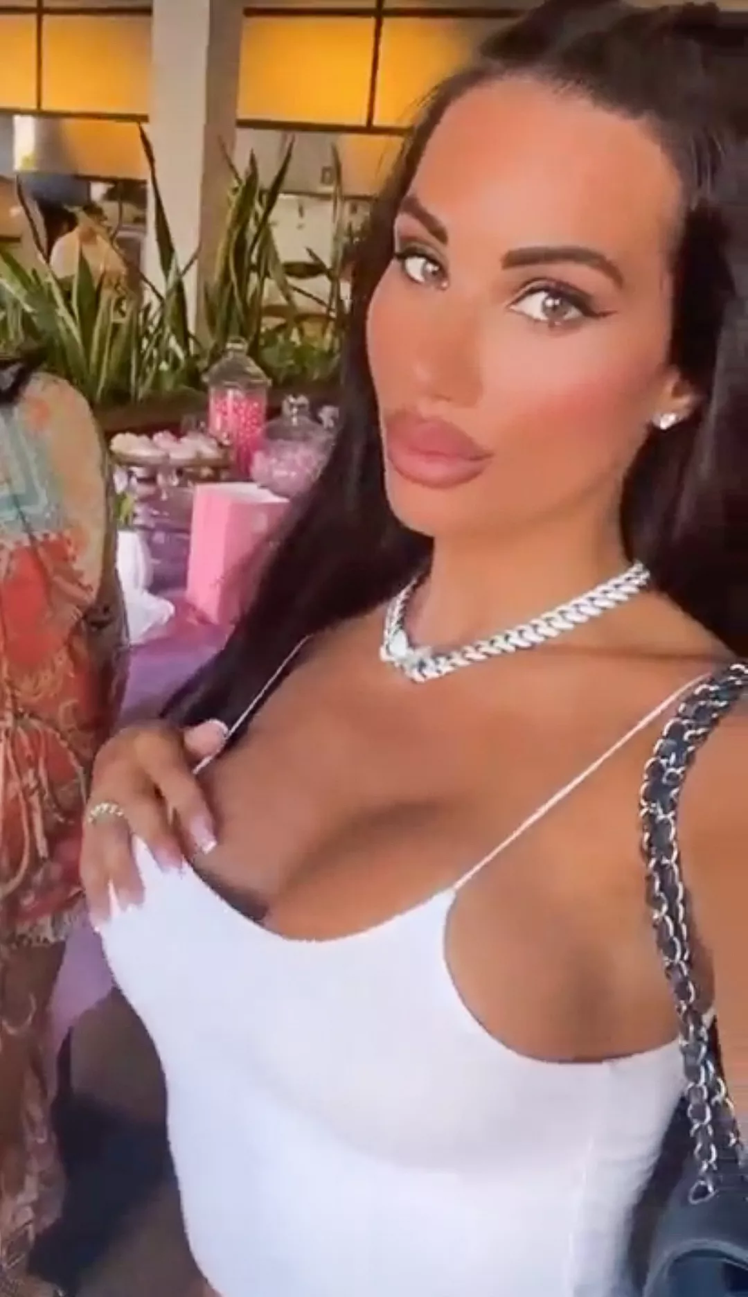 Knows her purpose posted by Action_Mammoth