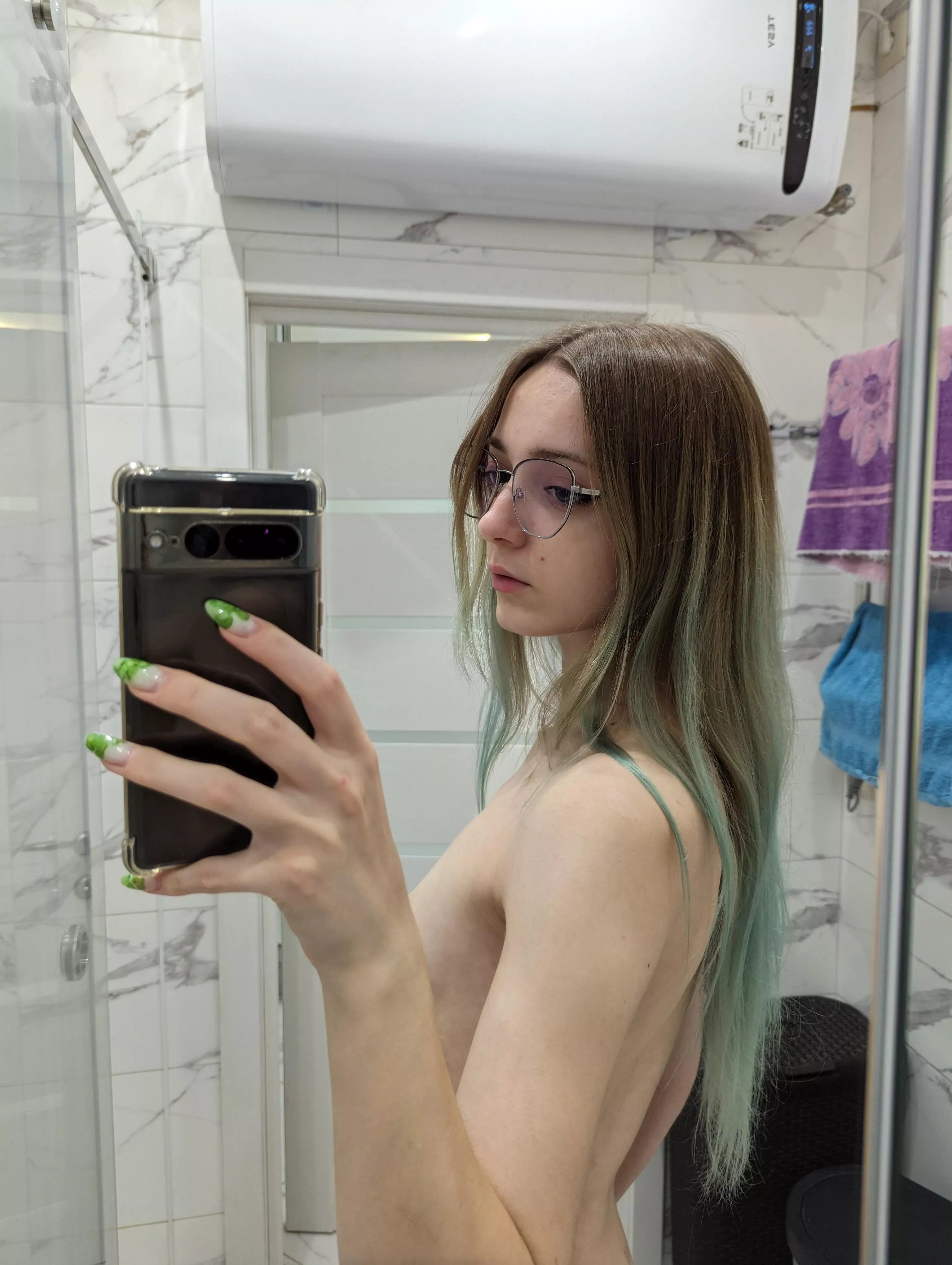 my hair color looks really cute, doesn't it posted by obovatemuhammad