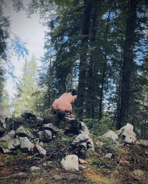 Plank on the Rocks by ulixeshaus