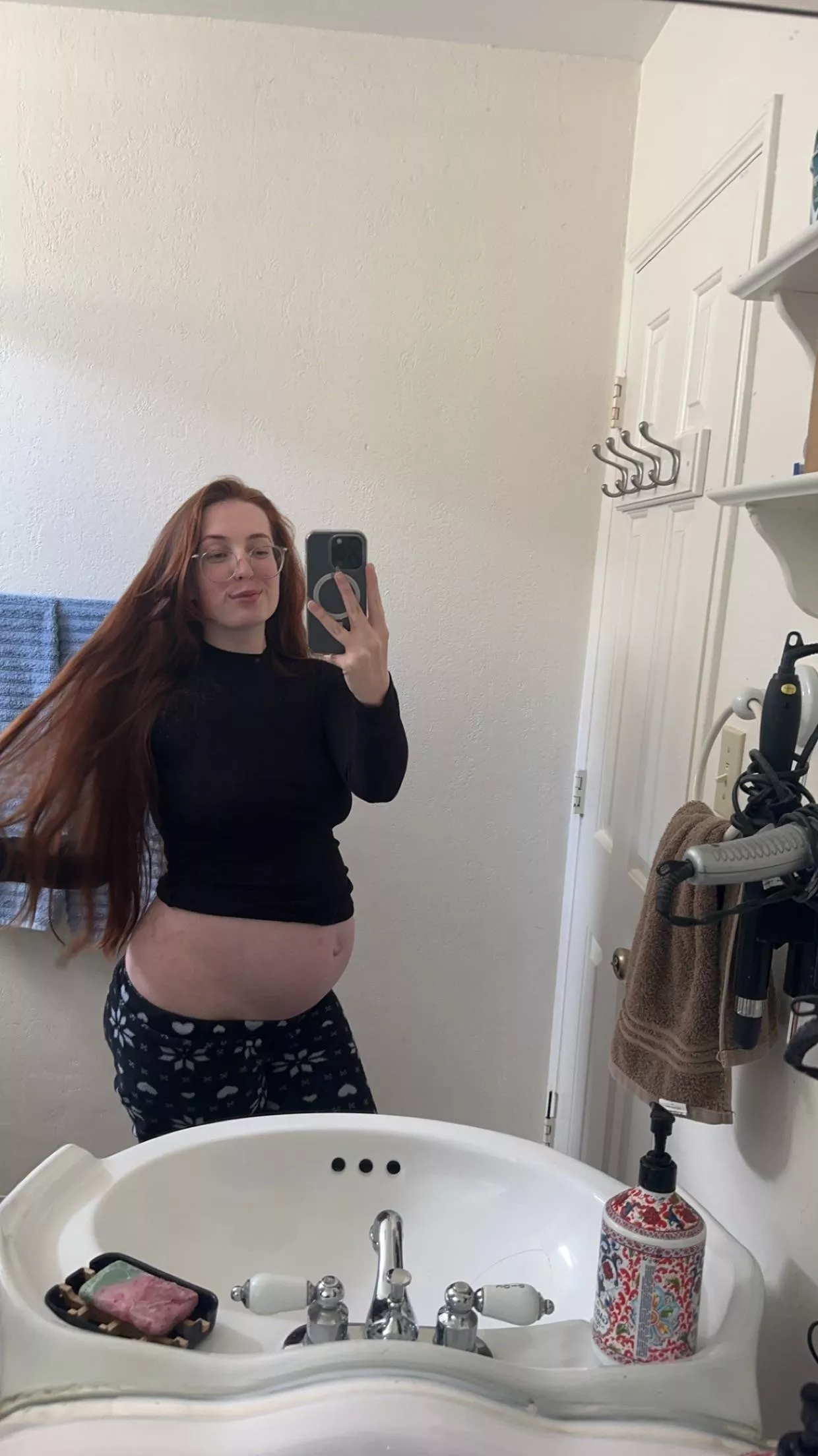 This definitely doesn’t fit my pregnant body anymore lol posted by CreativeHazel