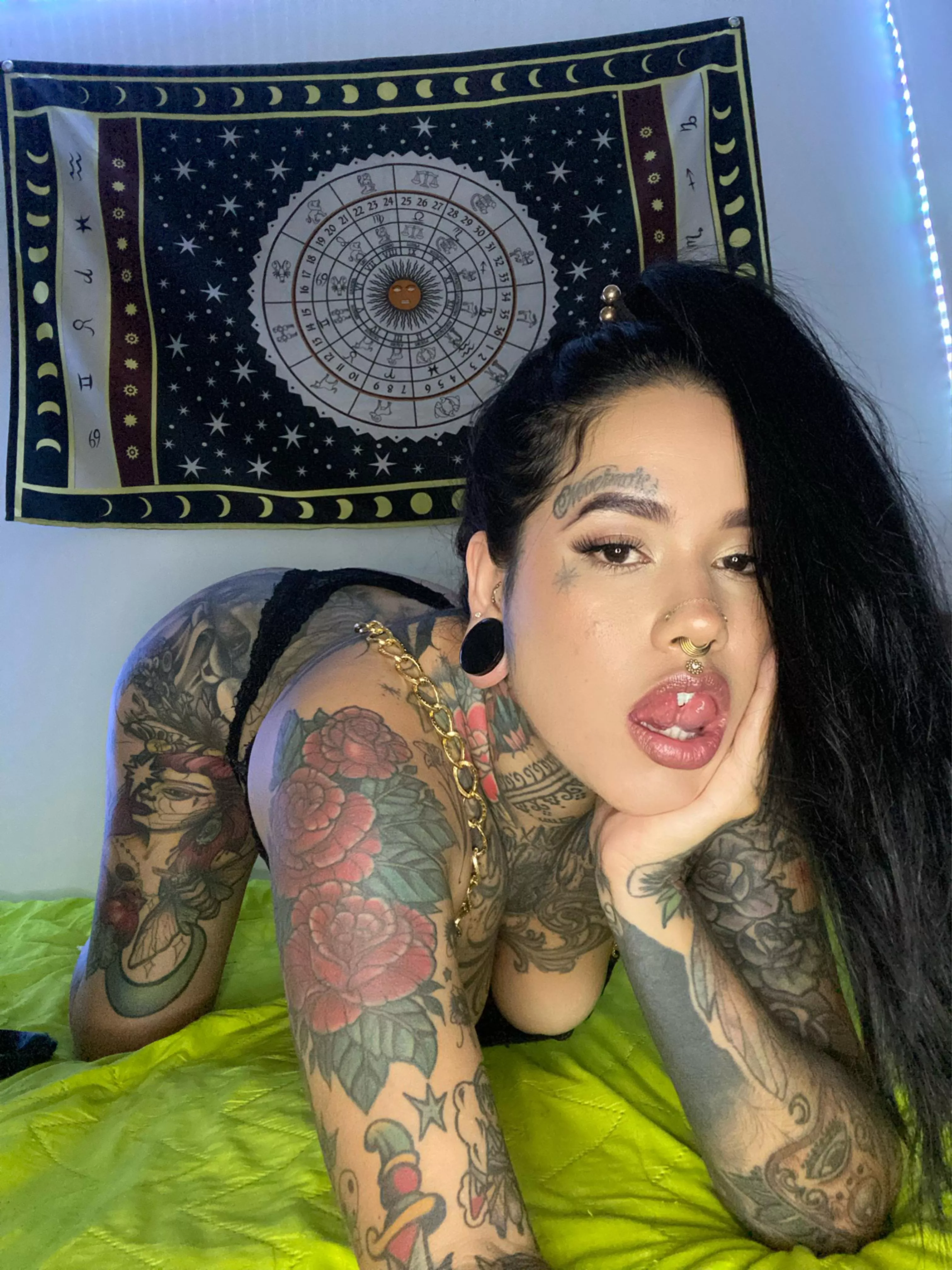 with my split tongue i can do evil things 😈 posted by Angelpandal