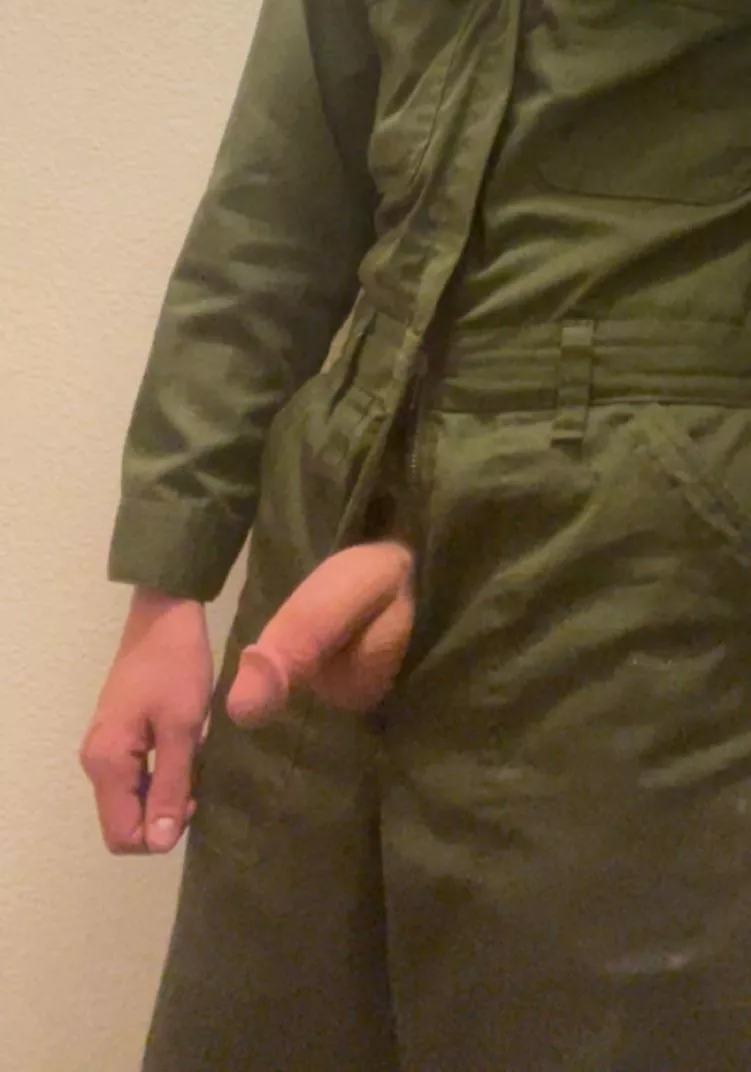 You should see it hard😏 posted by redbull700