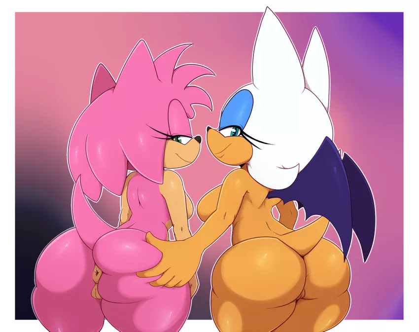 Amy and Rouge (bigdon1992) posted by ojjuice1116