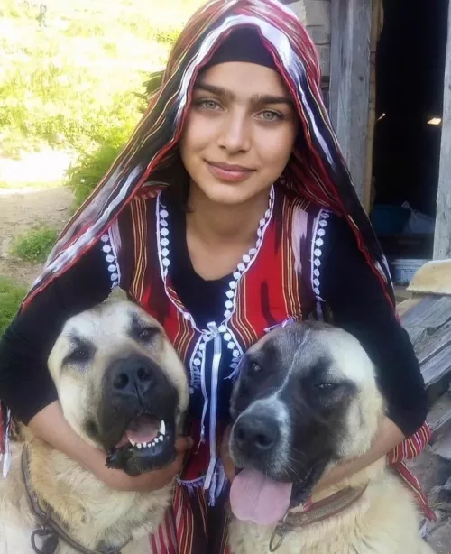 Armenian girl (muslim minority) by cliptemnestra